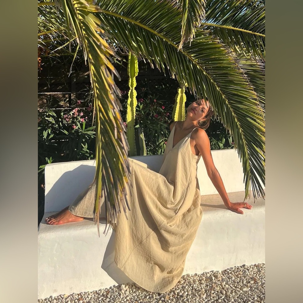 165 Double Layers V-neck Long Dress - Picture 2 of 5